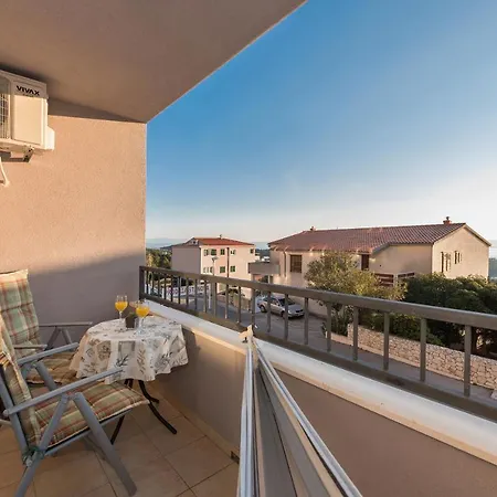 Apartment Neno *