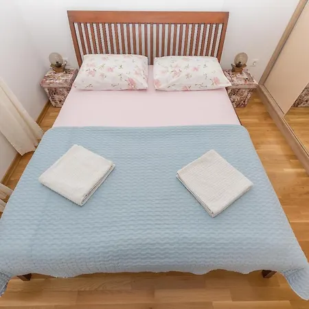 Lägenhet Neno Makarska